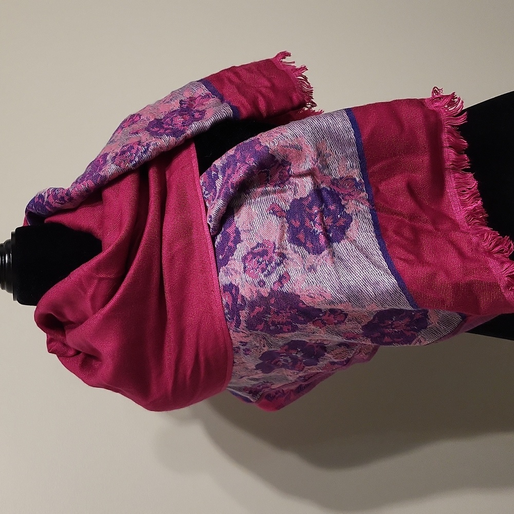 Ladies shawl